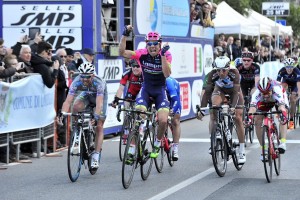 Al Laigueglia in corsa la nazionale di Cassani