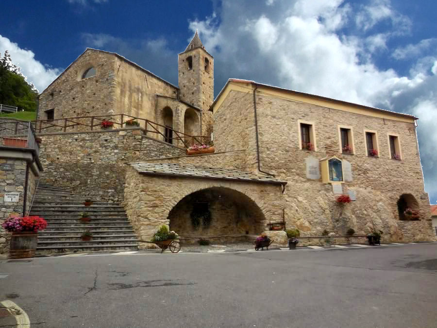 Ad Alto la collettiva “Ritorno al passato”