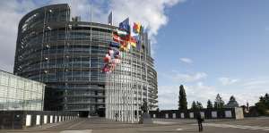 UE 2017: più fondi per occupazione onorare gli impegni presi
