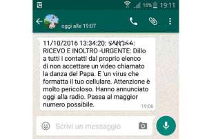 Virus La danza del Papa su Whatsapp è una bufala