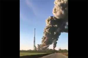 Pavia, esplosione in una raffineria Eni