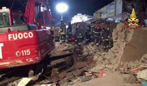Crolla palazzina a Roma: morte mamma e figlia
