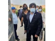 Carles Puigdemont all'uscita del carcere di Alghero