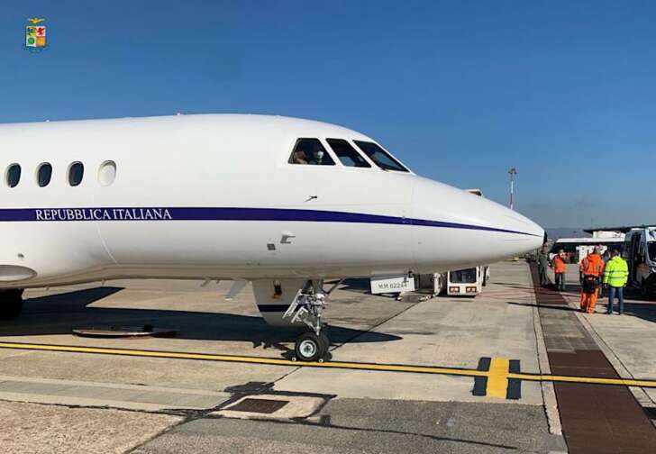 Gli angeli dell’Aeronautica da Cagliari a Ciampino con bimbo di 15 giorni